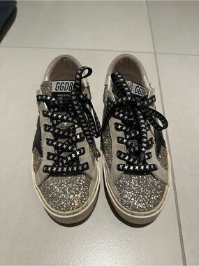 Golden Goose Glitter Low-Top Sneakers in Gold, Black, Cream